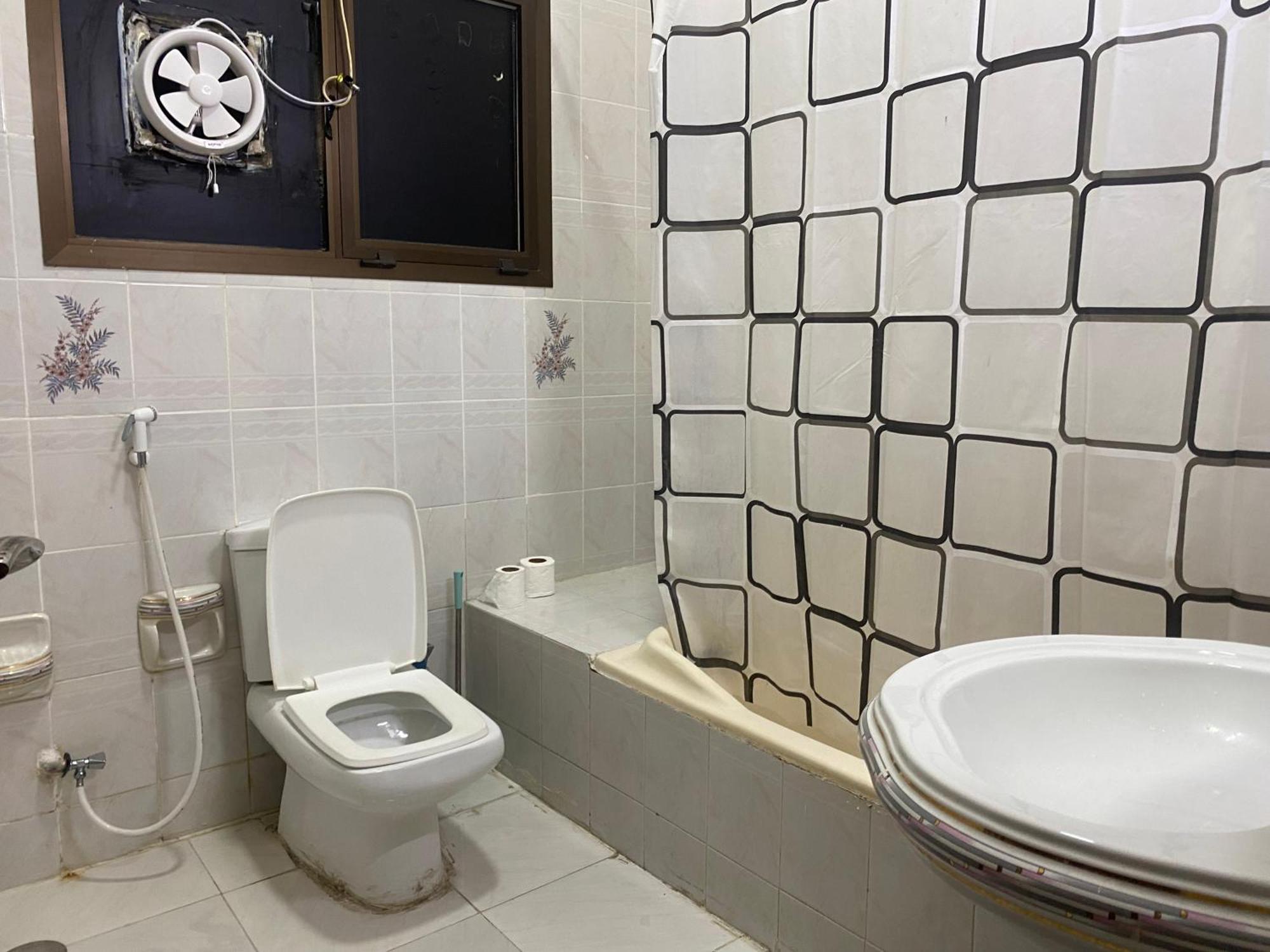 Traveler'S Spot Apartment Abu Dhabi Luaran gambar
